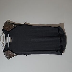 Guess women's small sleeveless shirt